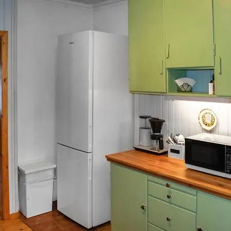 Holiday home Amazing In With Kitchen Flisa